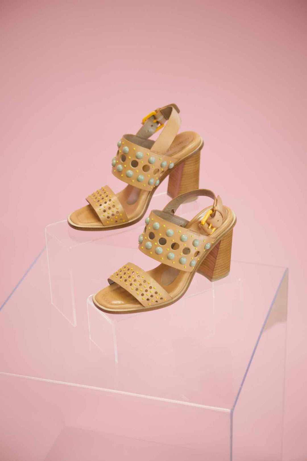 Donald Pliner Shoe Size 36 Heels