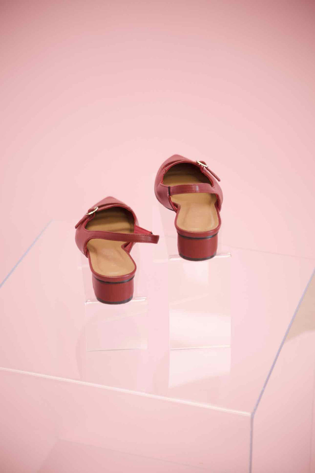 Chinese Laundry Shoe Size 6 Pointed Toe Slingback Flats