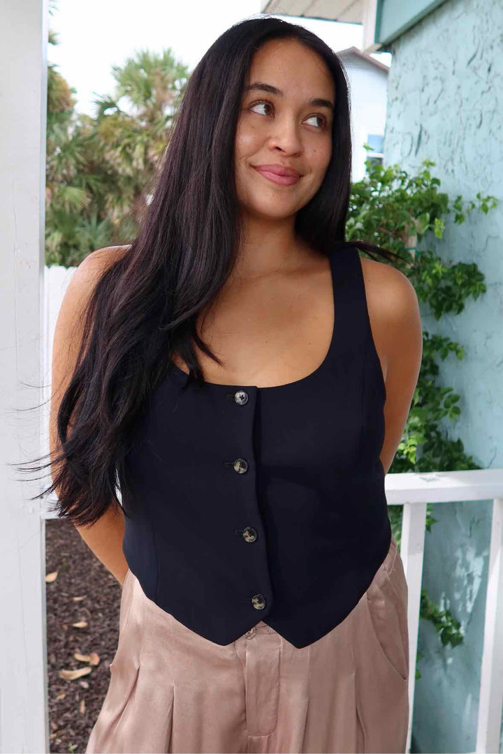 Aritzia Size 12 Vest Top