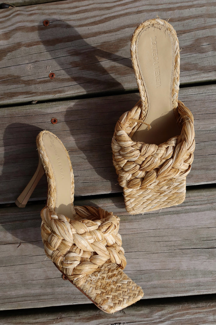 Bottega Size 37 Raffia Heel