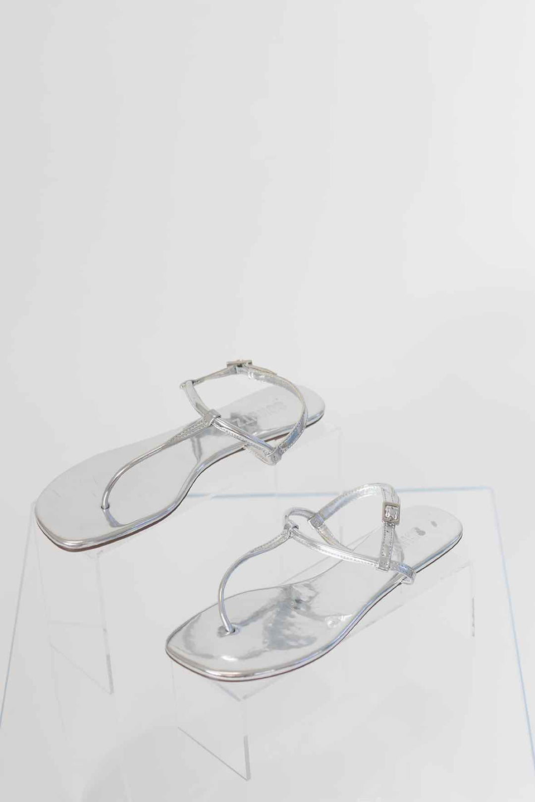 Schutz Shoe Size 7.5 Sandals