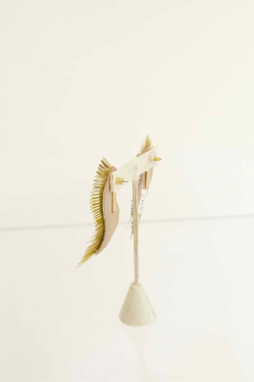 Mignone Gavigan Large Wht/Gld Wing Earrings