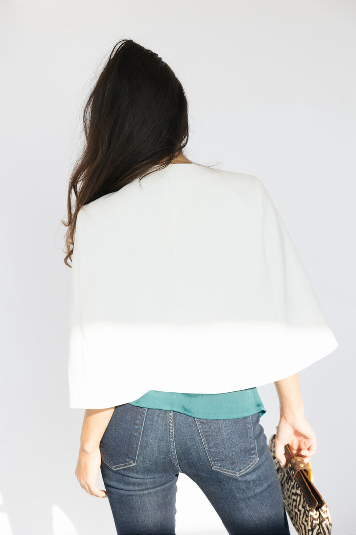 BCBG Generation Size XS/S Cream Cape Top