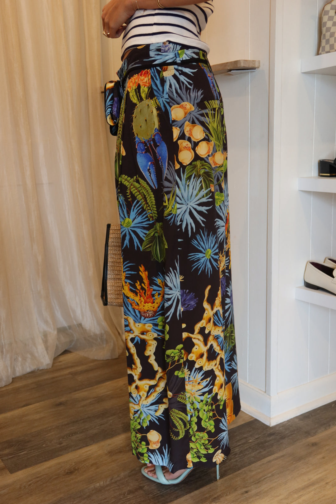 Love Binetti Size M Pants