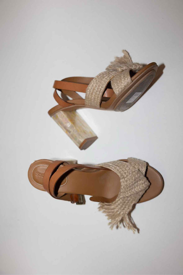 Chloe Shoe Size 9 Heels