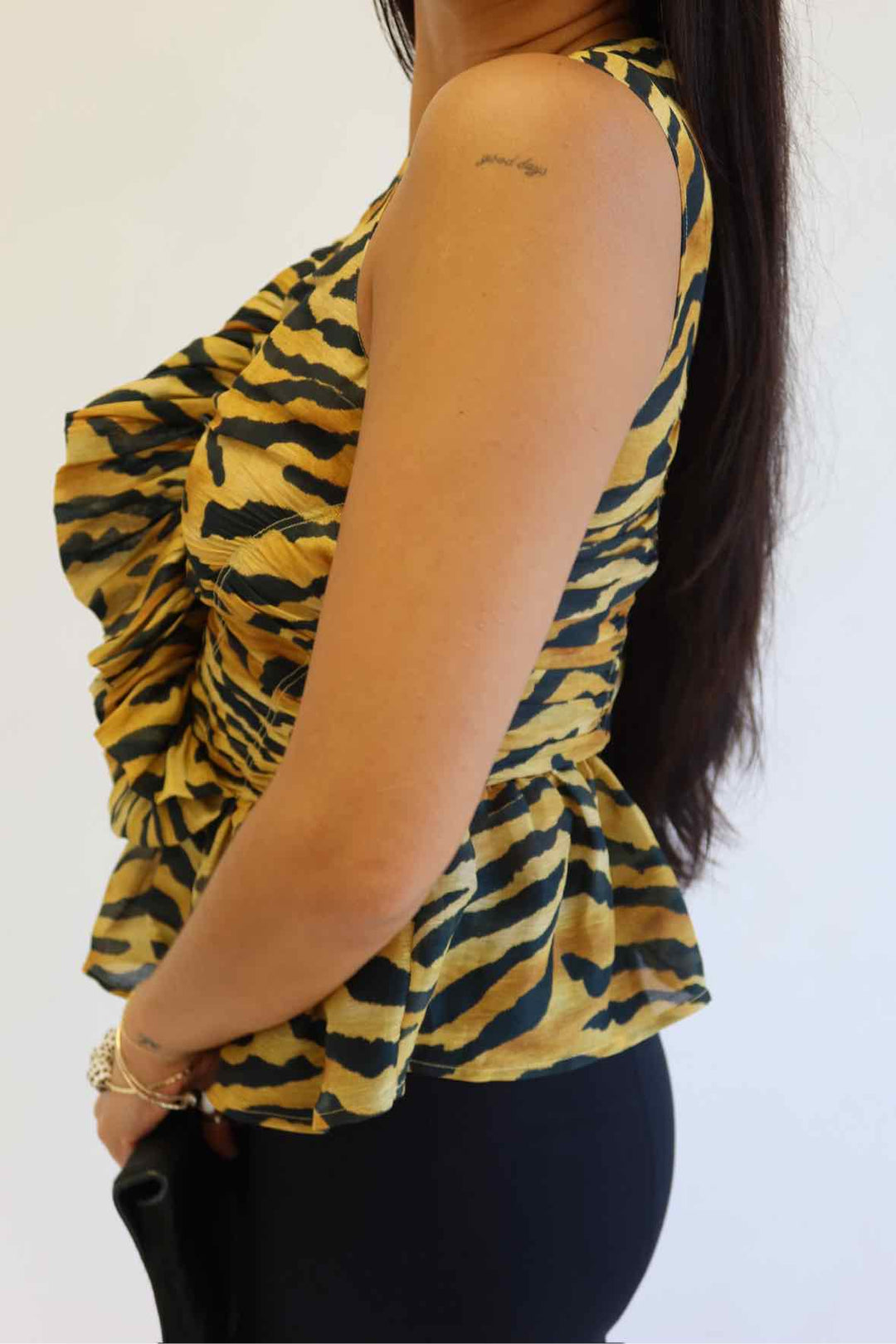 Hunter Bell Size 4 Tiger Stripes Top
