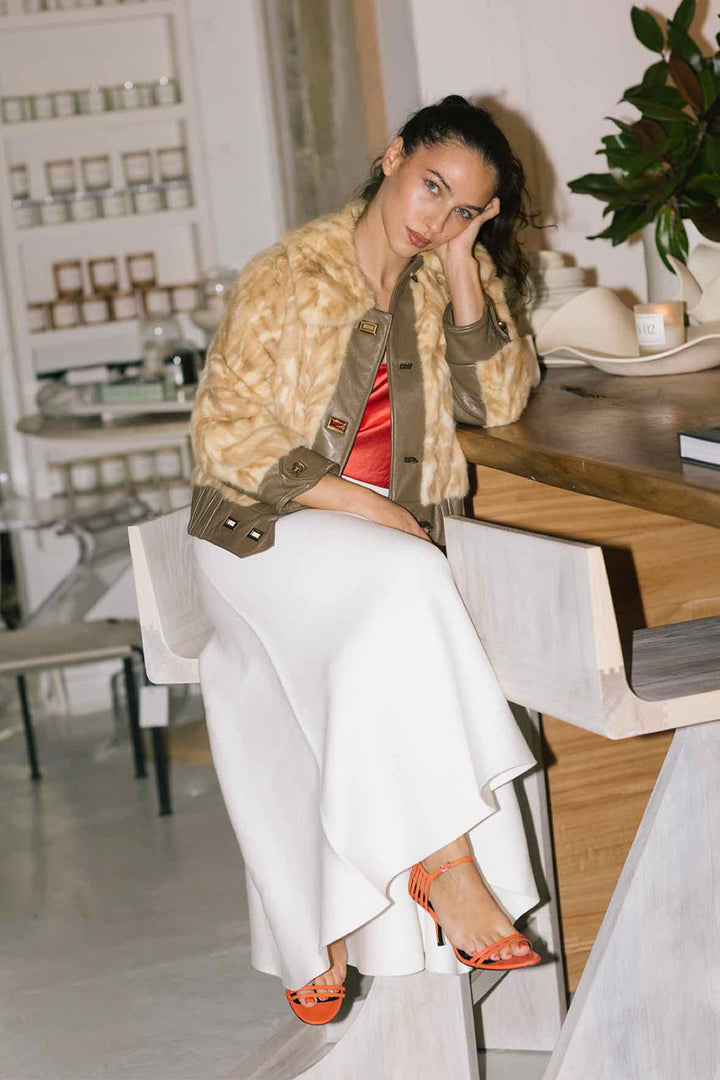 Line and Dot Size XS Sweater Skirts