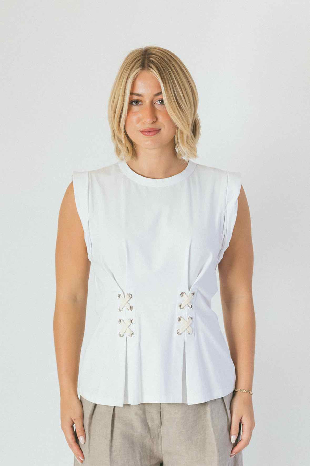 Veronica Beard Size M Top