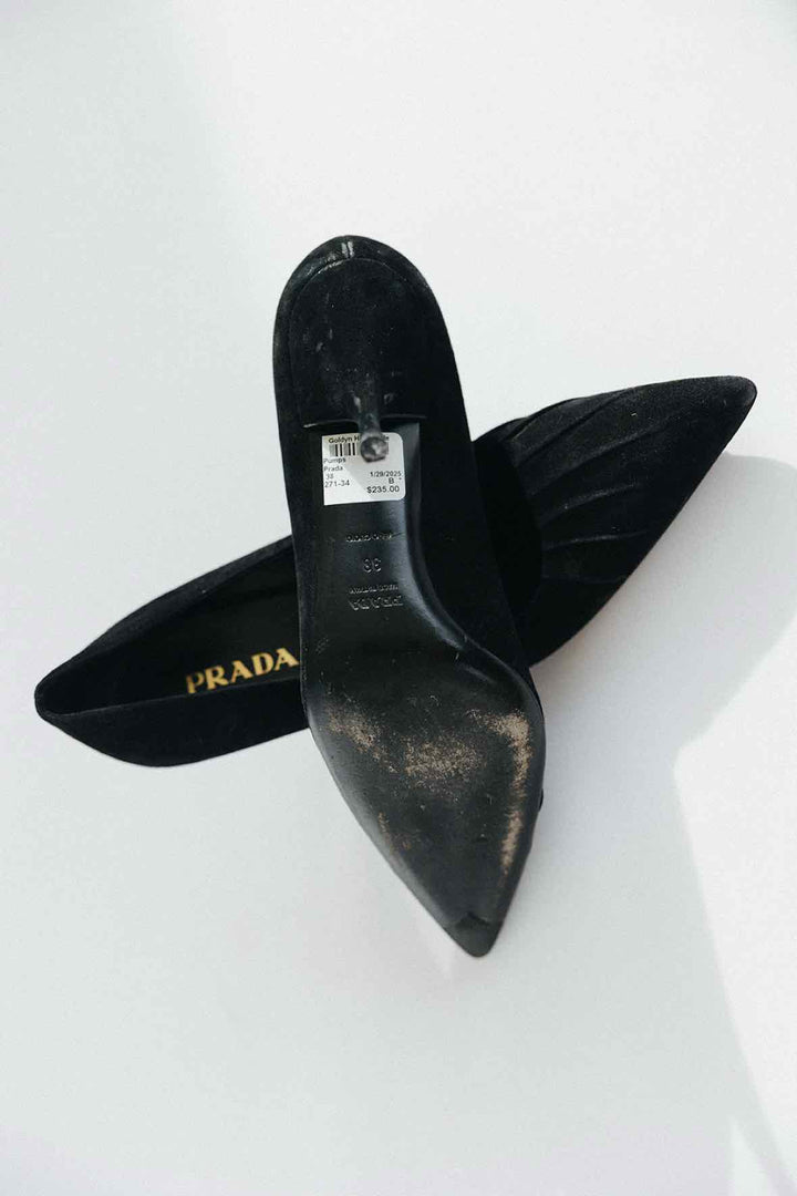 Prada Shoe Size 39 Suede Point toe  Pumps