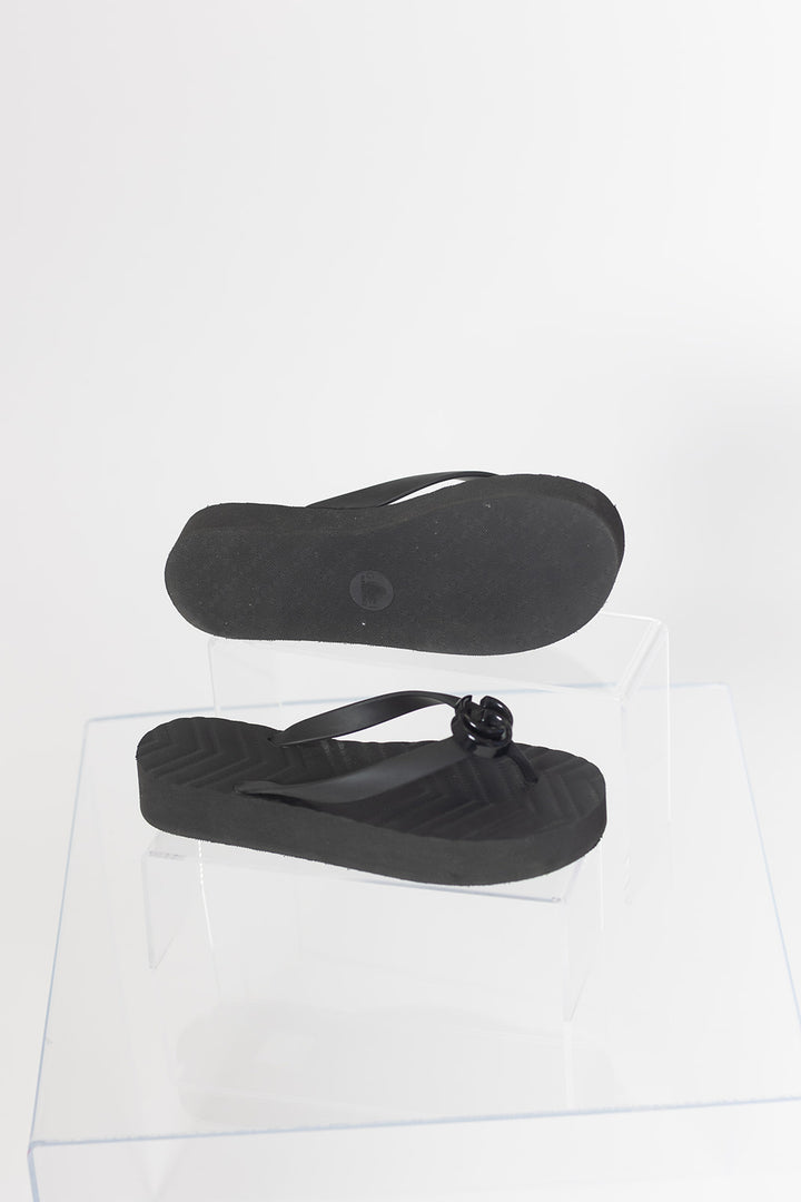 Gucci Shoe Size 5.5 Flip Flops