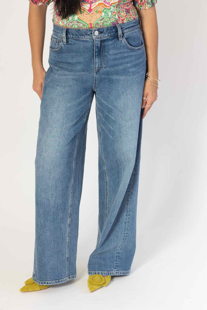 Alice and Olivia Size 30 Jeans