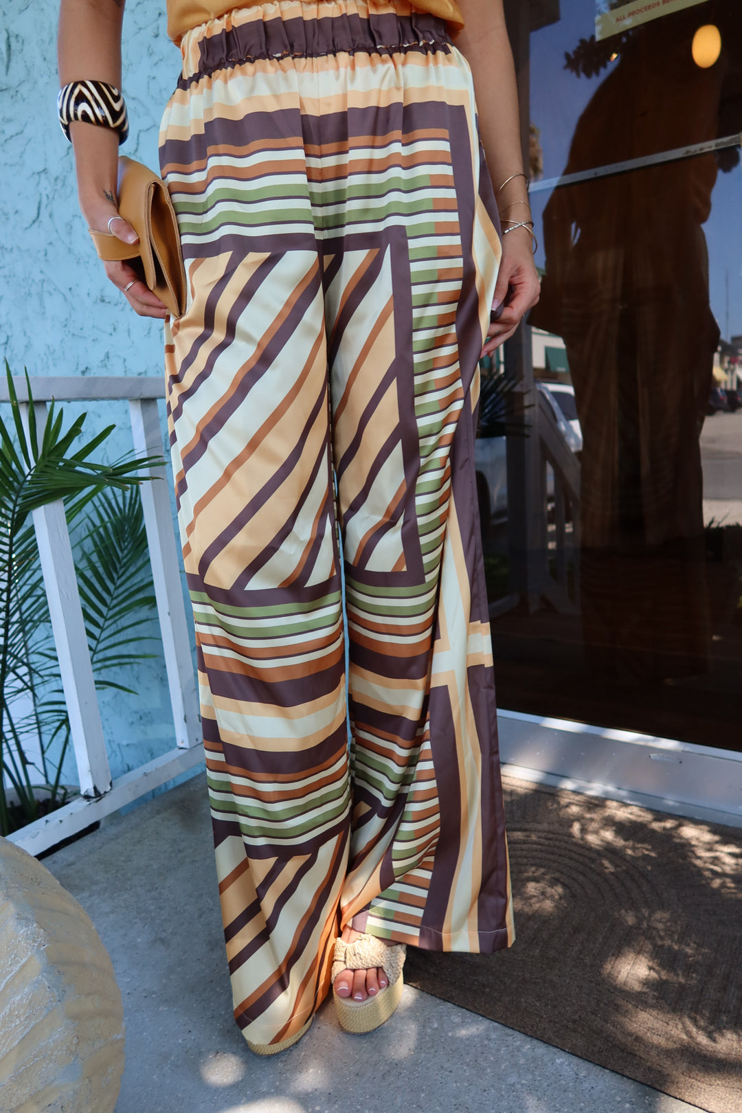 Misa Size L Geo Print Wide Flowy Pants
