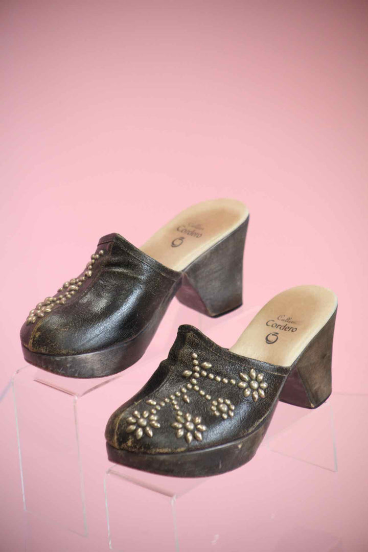 Callen Cordero Shoe Size 8 Clogs