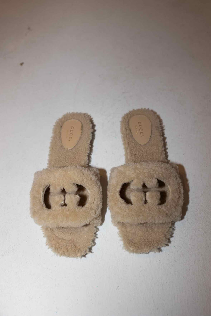Gucci Size 37 Shearling Shoes