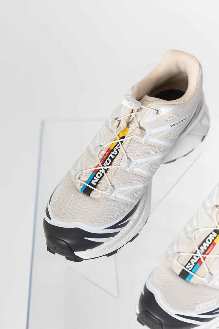 Salomon Shoe Size 7 Sneakers