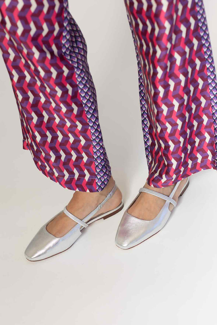 Vince Size 37 Silver Shoes