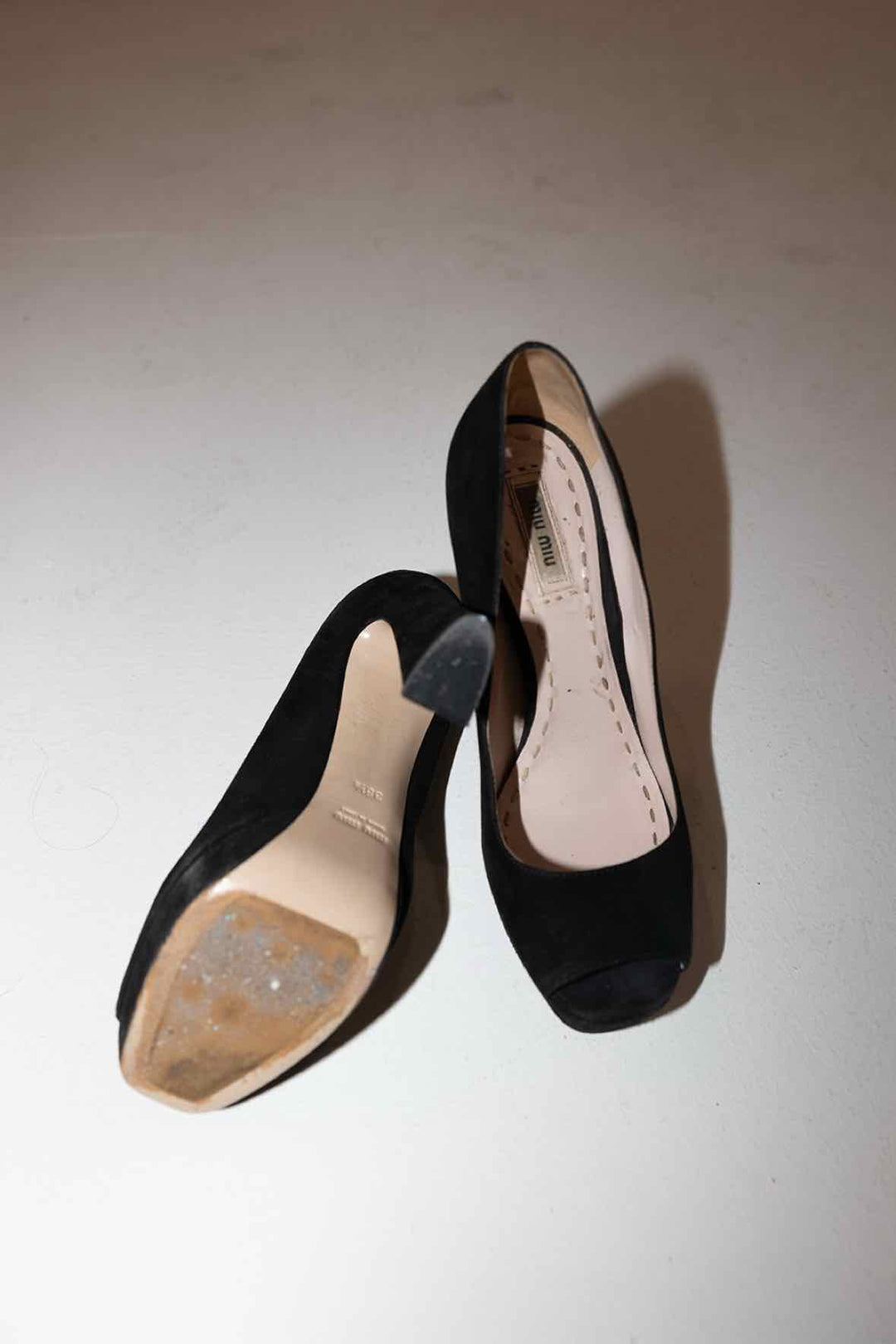 Miu Miu Shoe Size 38.5 Suede Pumps