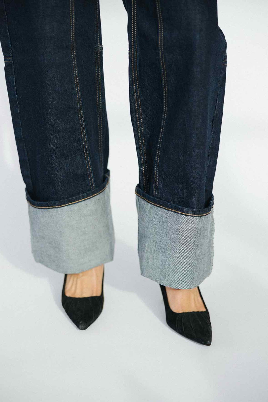 Prada Shoe Size 39 Suede Point toe  Pumps