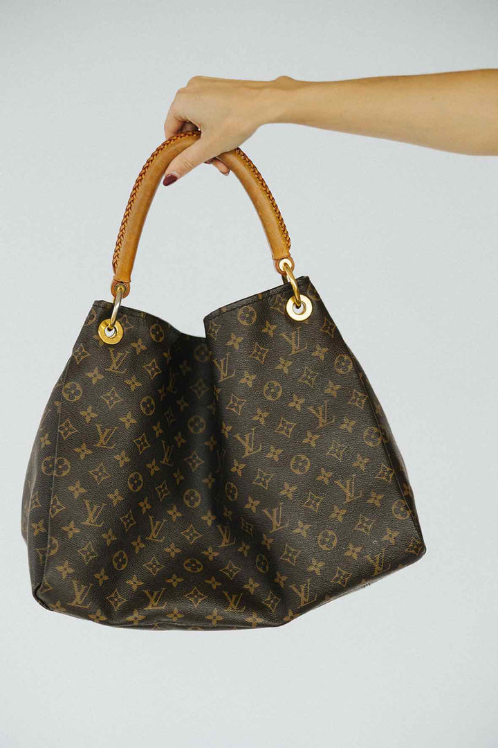 Louis Vuitton Artsy Handbag