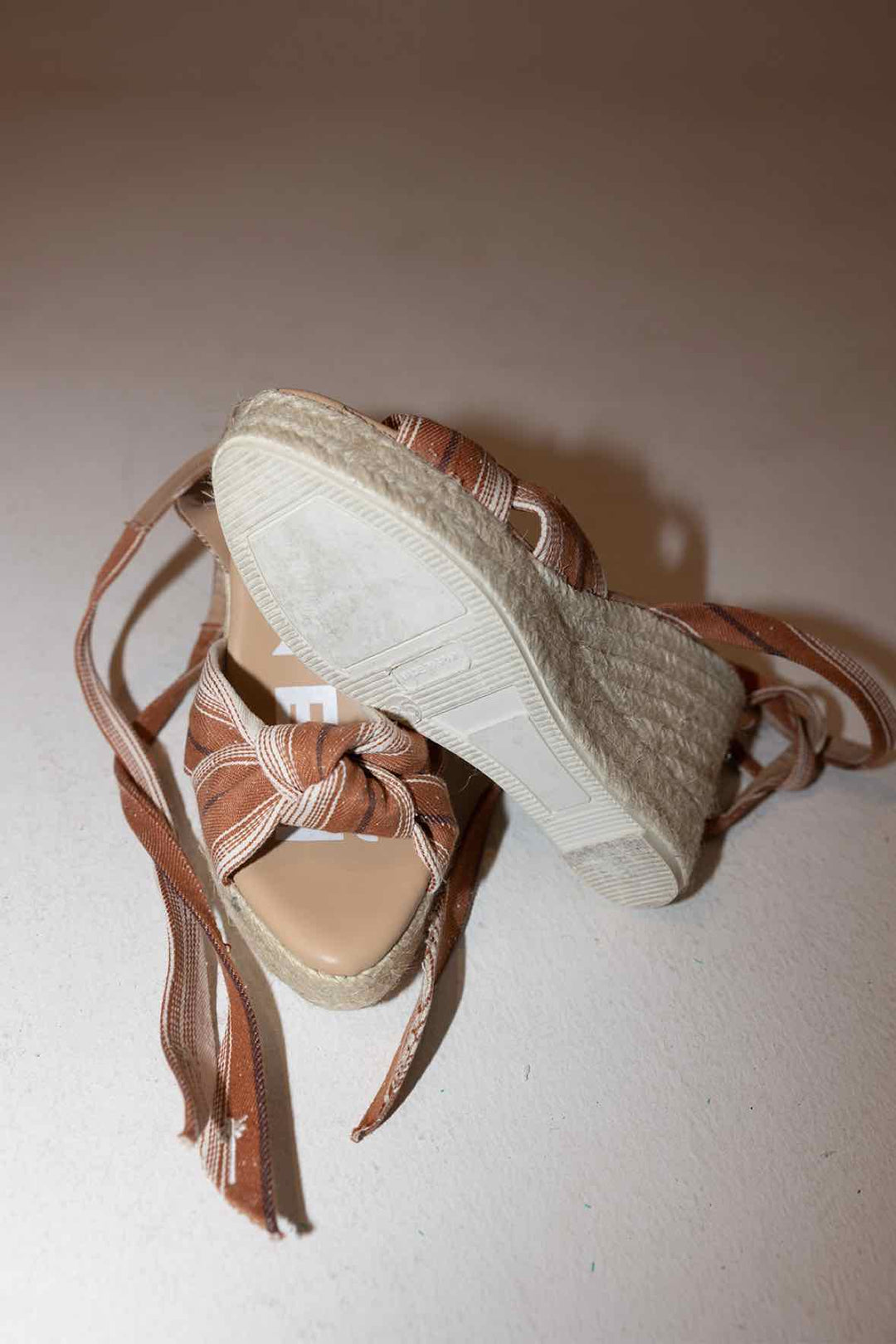 Mane Bi Size 35 Striped Shoes