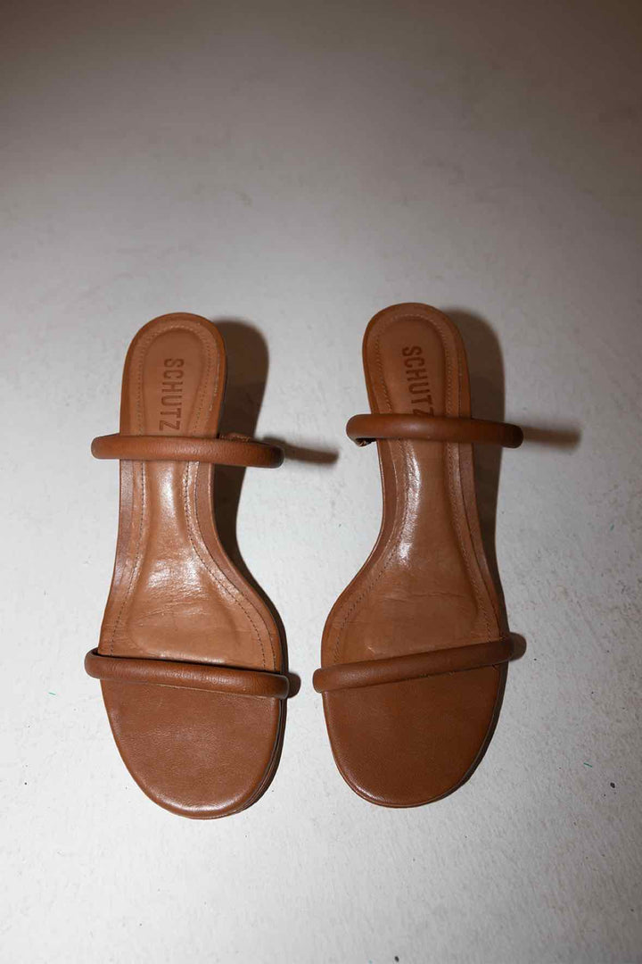 Schutz Shoe Size 8 Heels