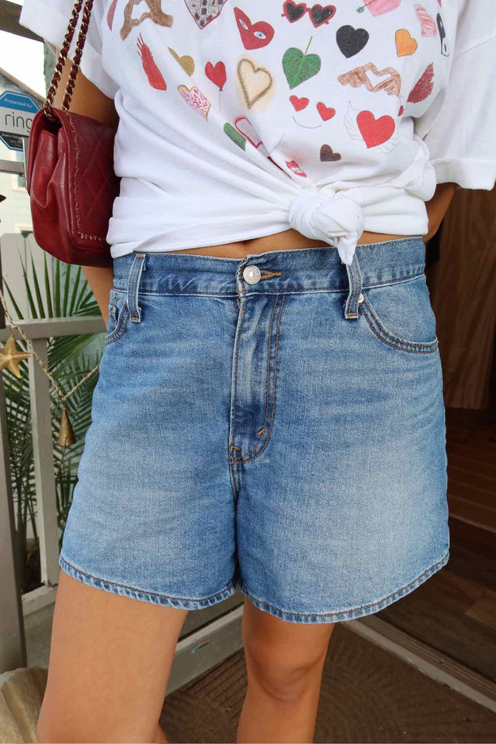 Levis Size 32 Shorts