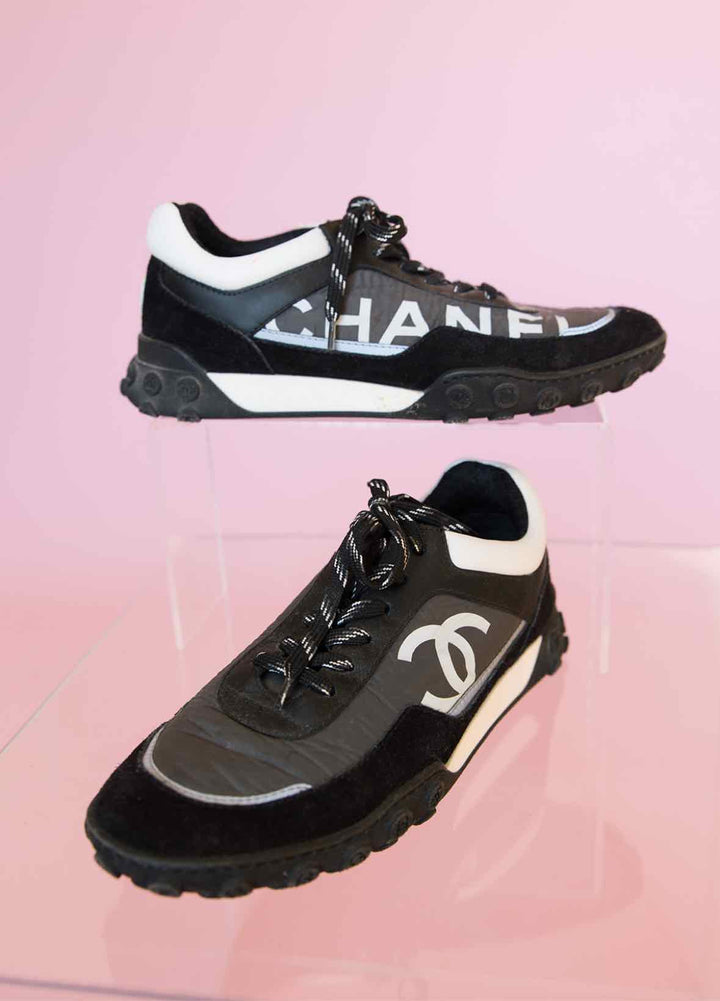Chanel Size 38.5 Black Shoes