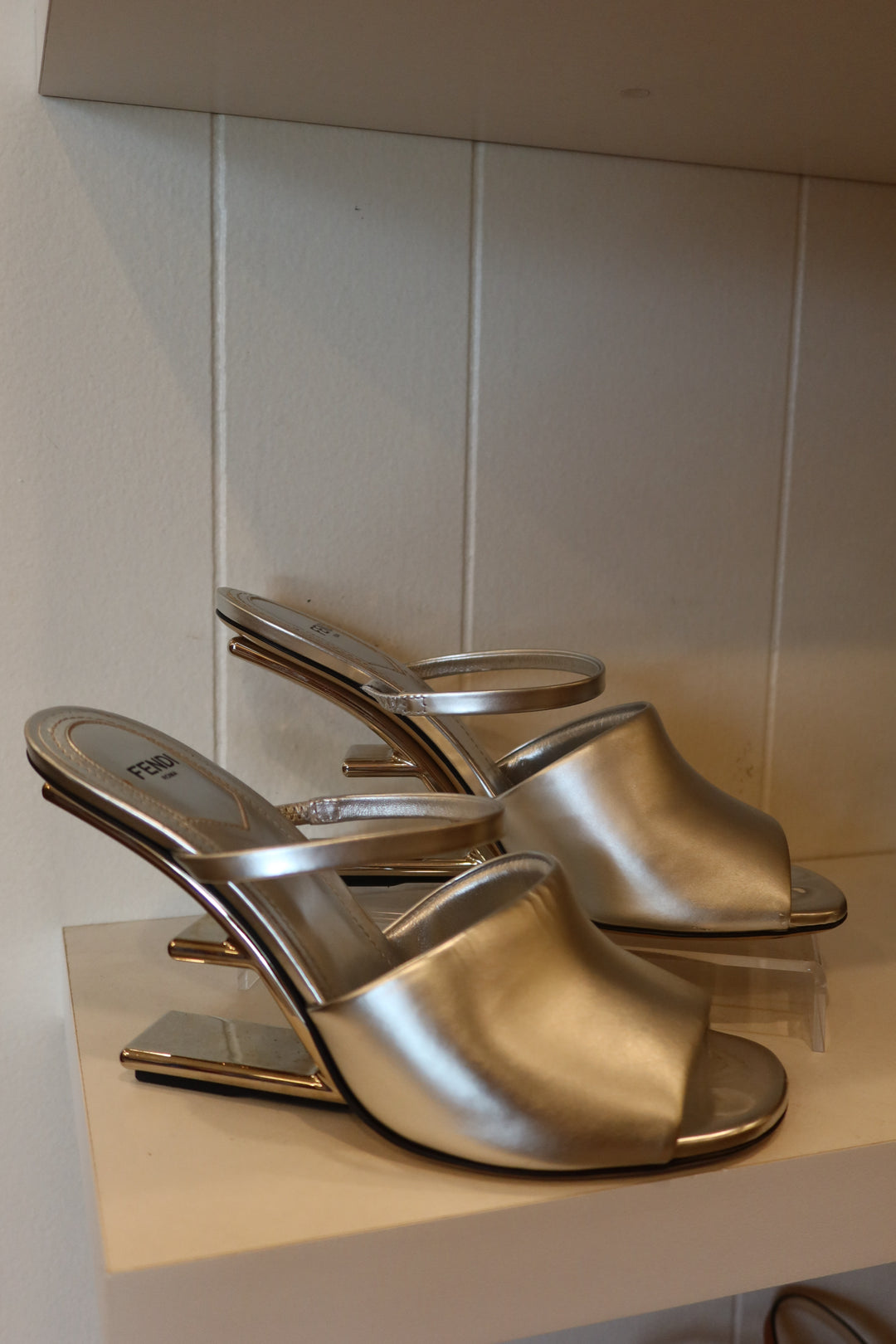 Fendi Shoe Size 39 Heels