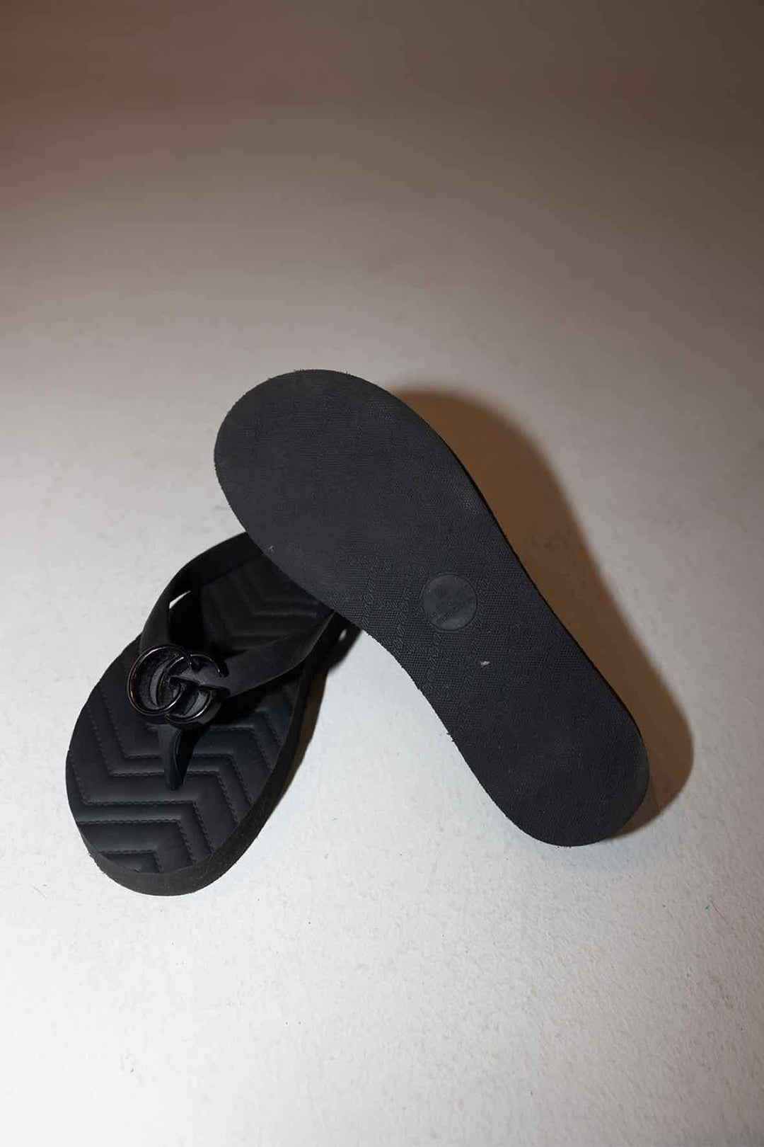 Gucci Shoe Size 5.5 Flip Flops