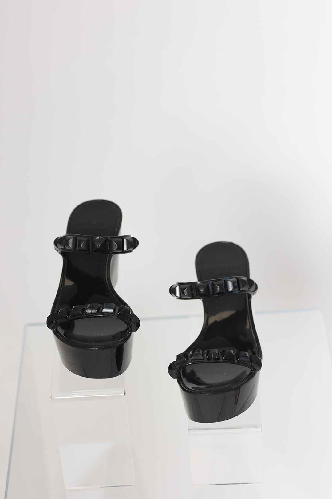 Carmen Sol Size 38 Black Platform Shoes