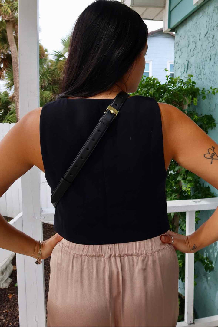 Aritzia Size 12 Vest Top