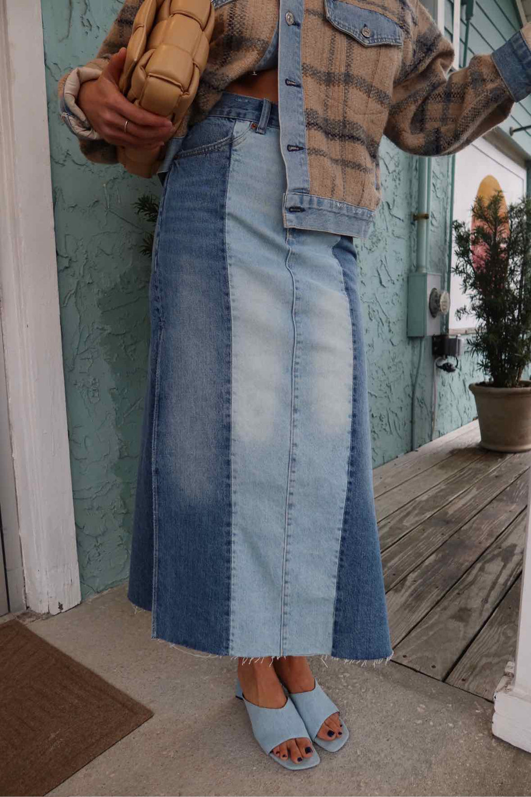Zara Size Medium Denim Skirt