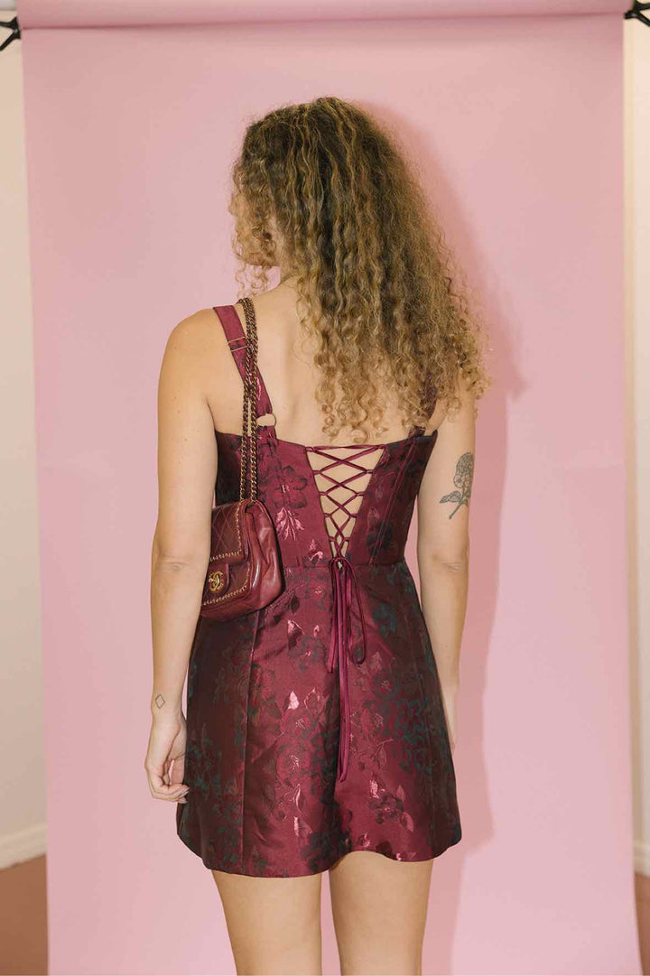 V. Chapman Size 6 Dress