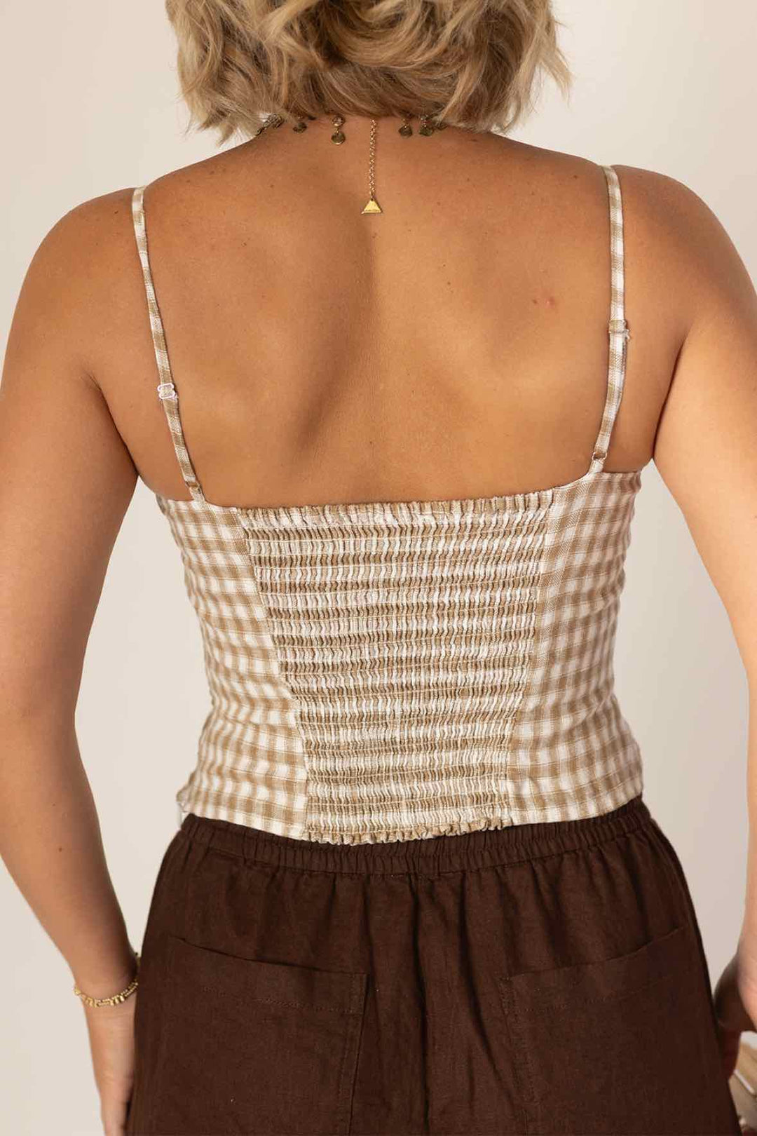 Reformation Size 4 Brown Top