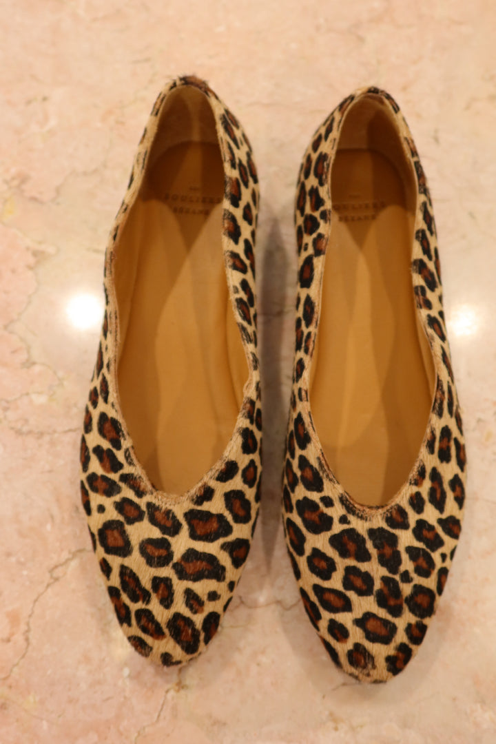 Sezane Shoe Size 40 Calf Hair Leopard Flats