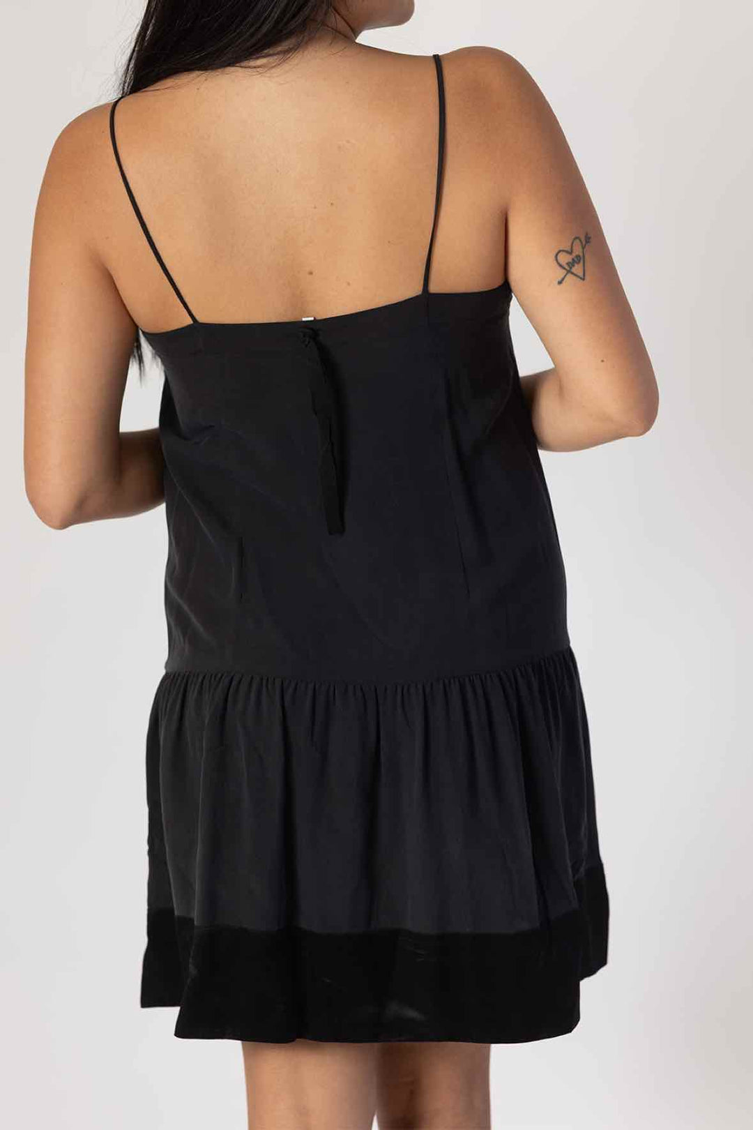 Vince Size 6 Dress