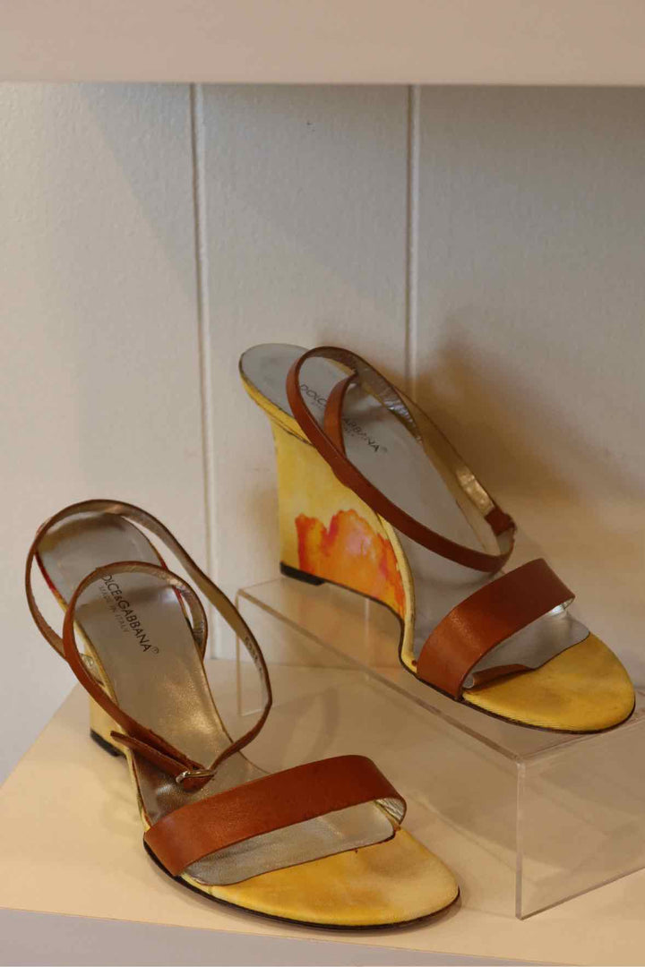 Dolce and Gabbana Shoe Size 40 Sandals