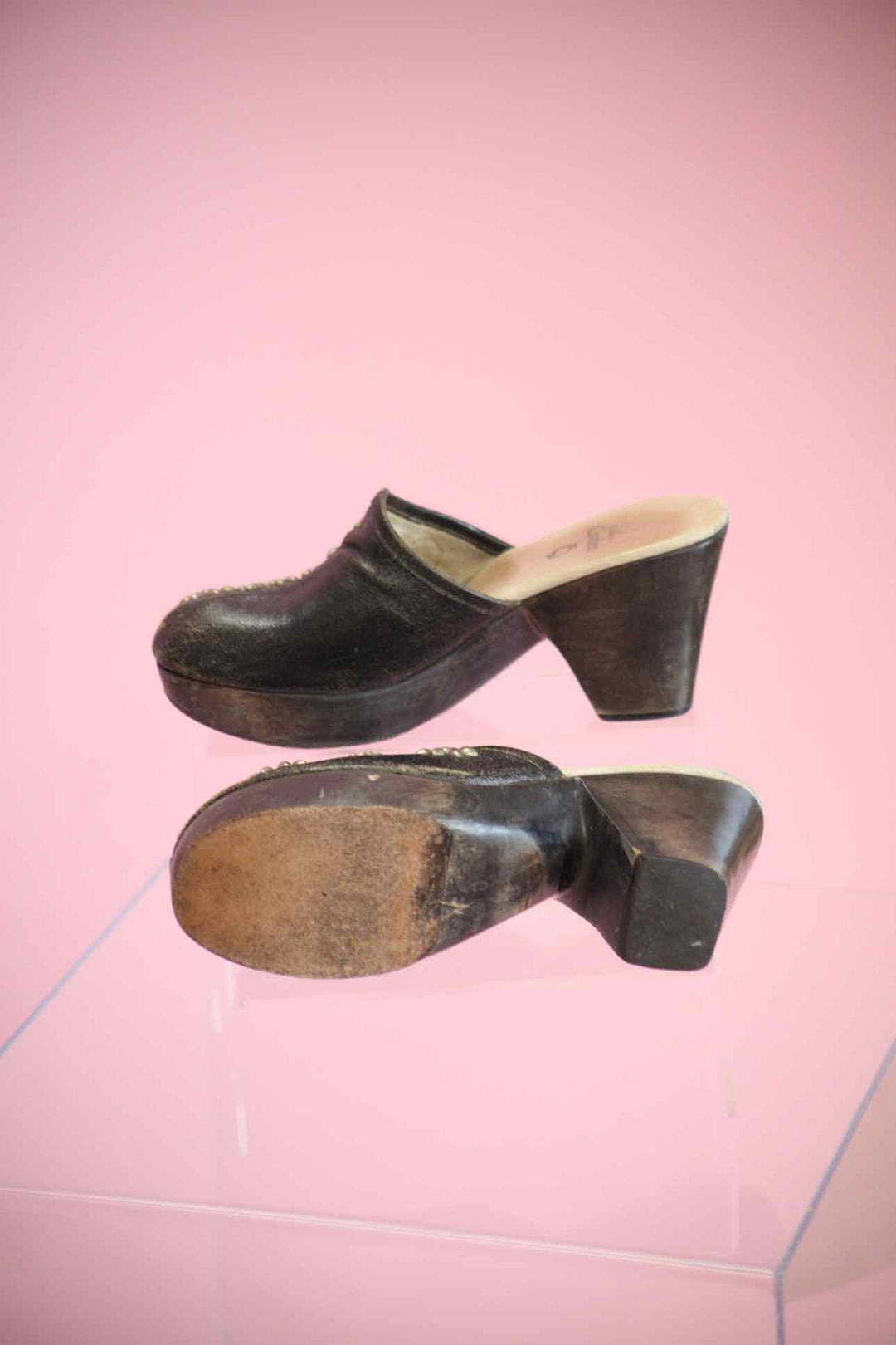 Callen Cordero Shoe Size 8 Clogs