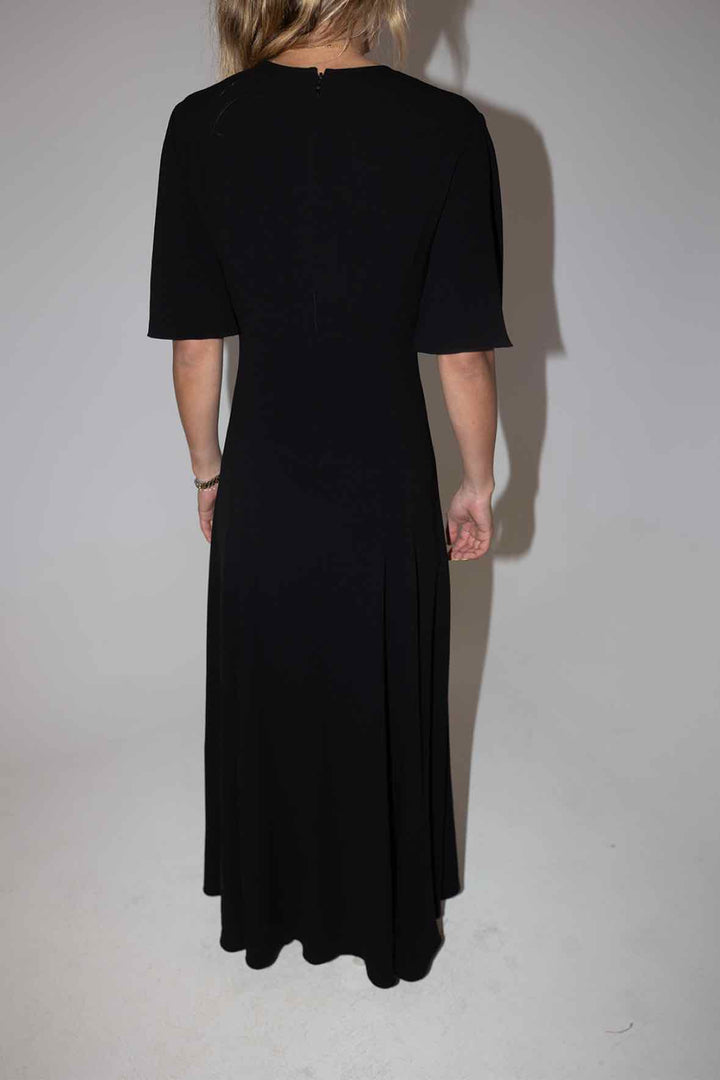 Elizabeth and James Size 4 Dress
