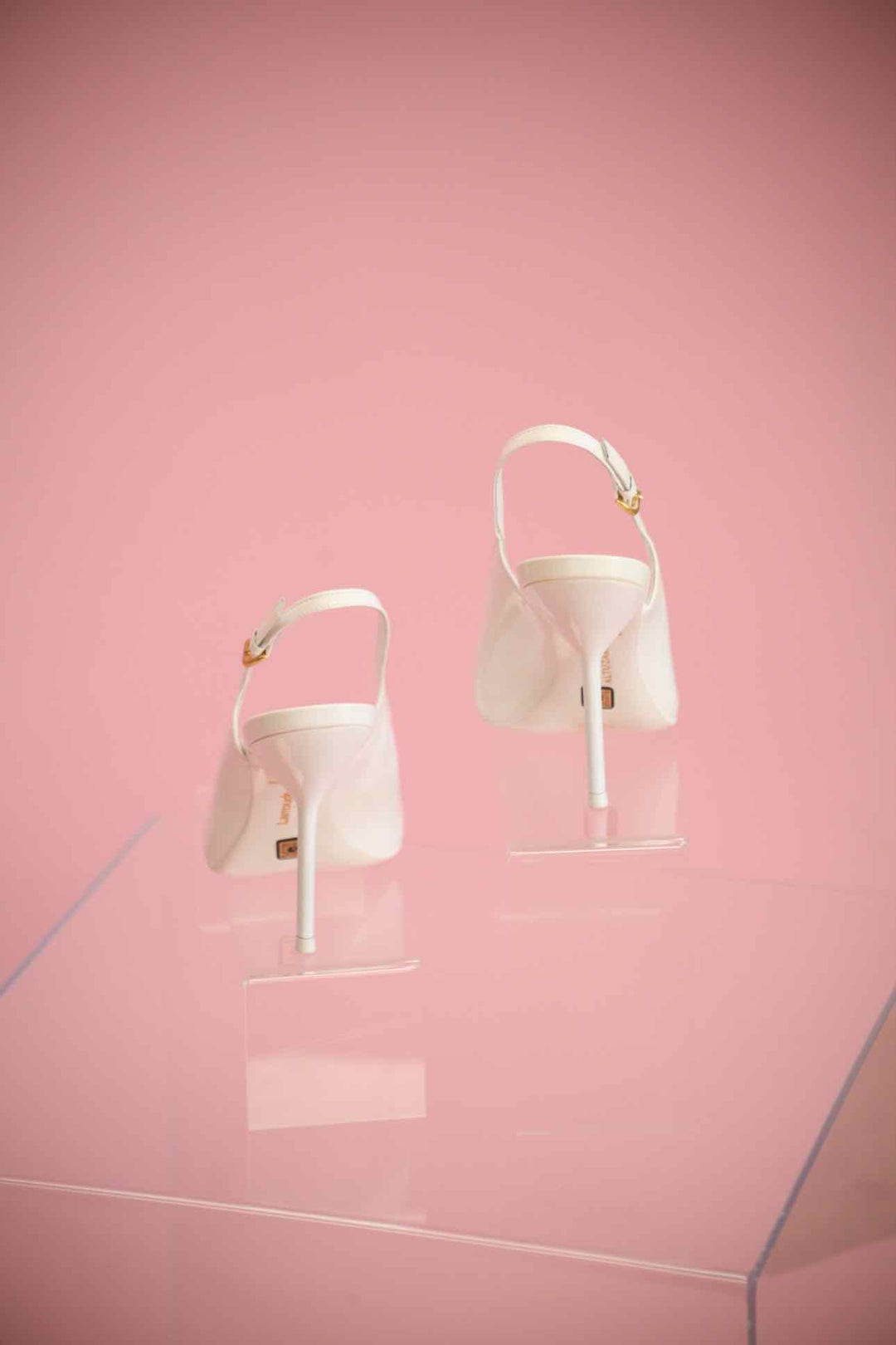 Larroude Size 8.5 White Shoes