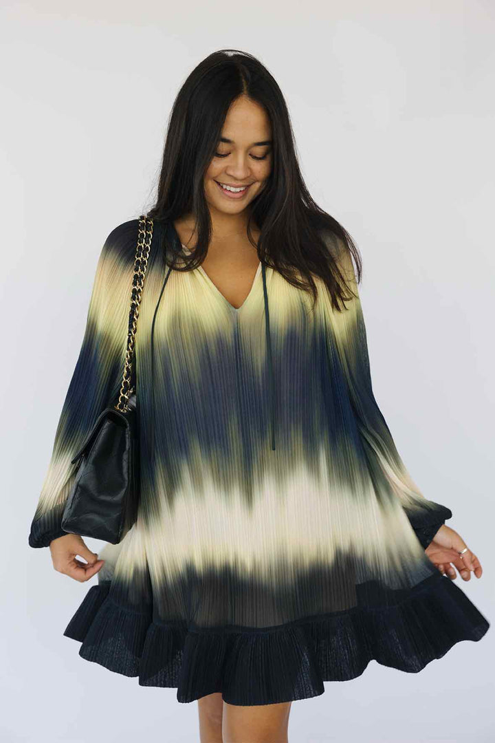 Simkhai Size 6 Pleated L/s Mini Dress